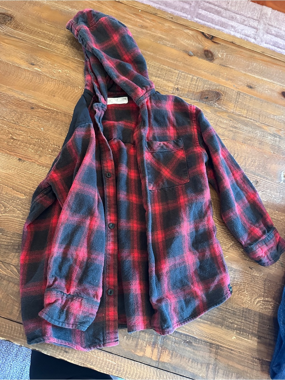 Zara boys Red and Black Plaid Hooded button down size 6